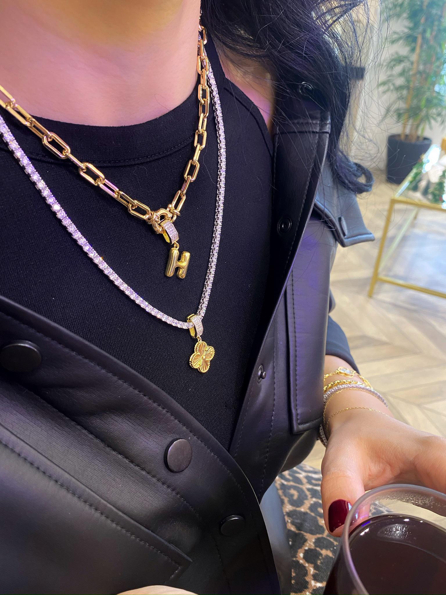 Kadın Gümüş Harf Charm