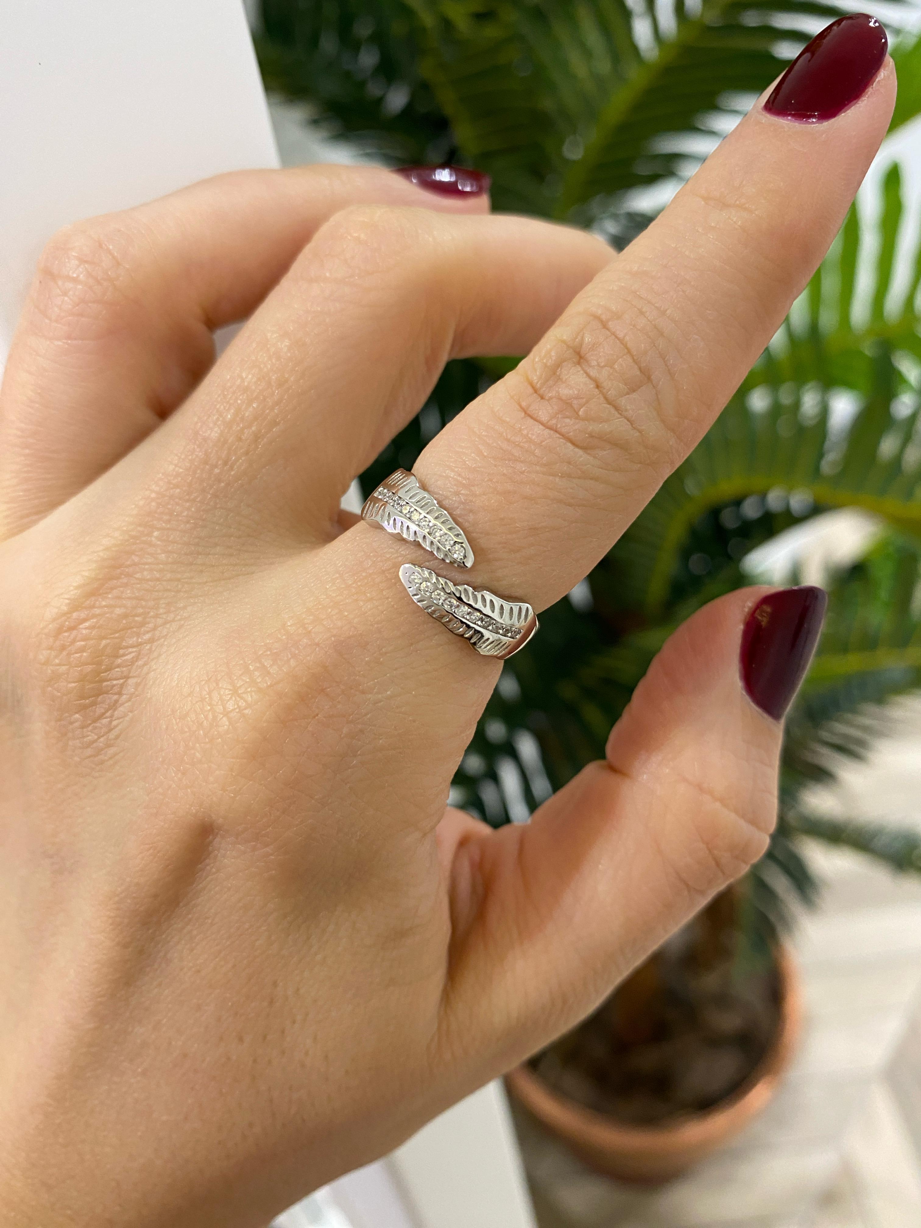 Kadın Gümüş İthal Tasarım Yüzük