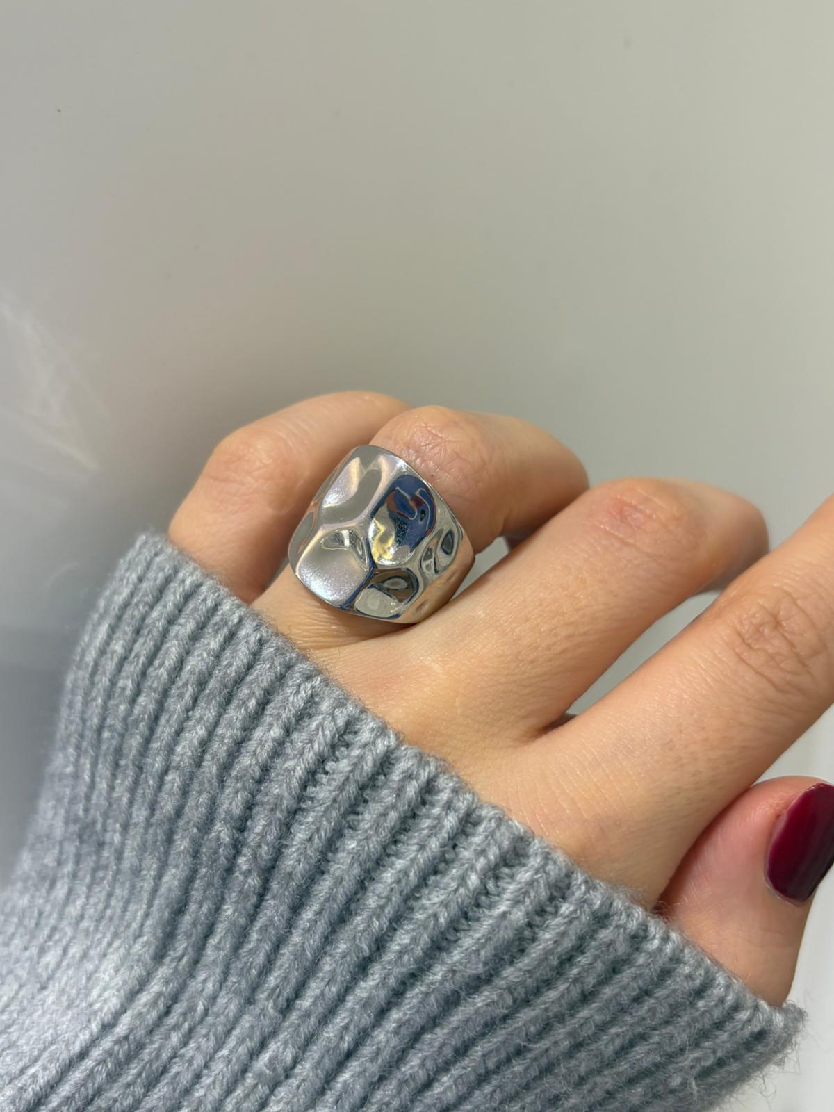 Kadın Gümüş İthal Yüzük