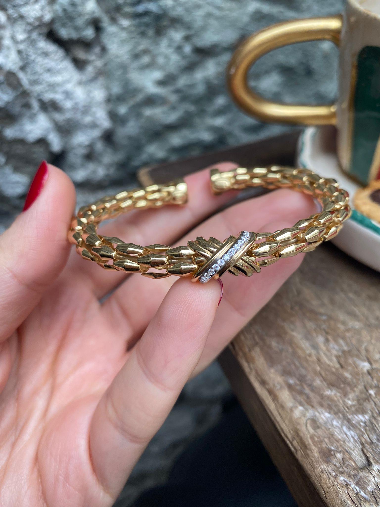 Kadın Gümüş İthal Zirkon Taşlı Tasarım Bileklik