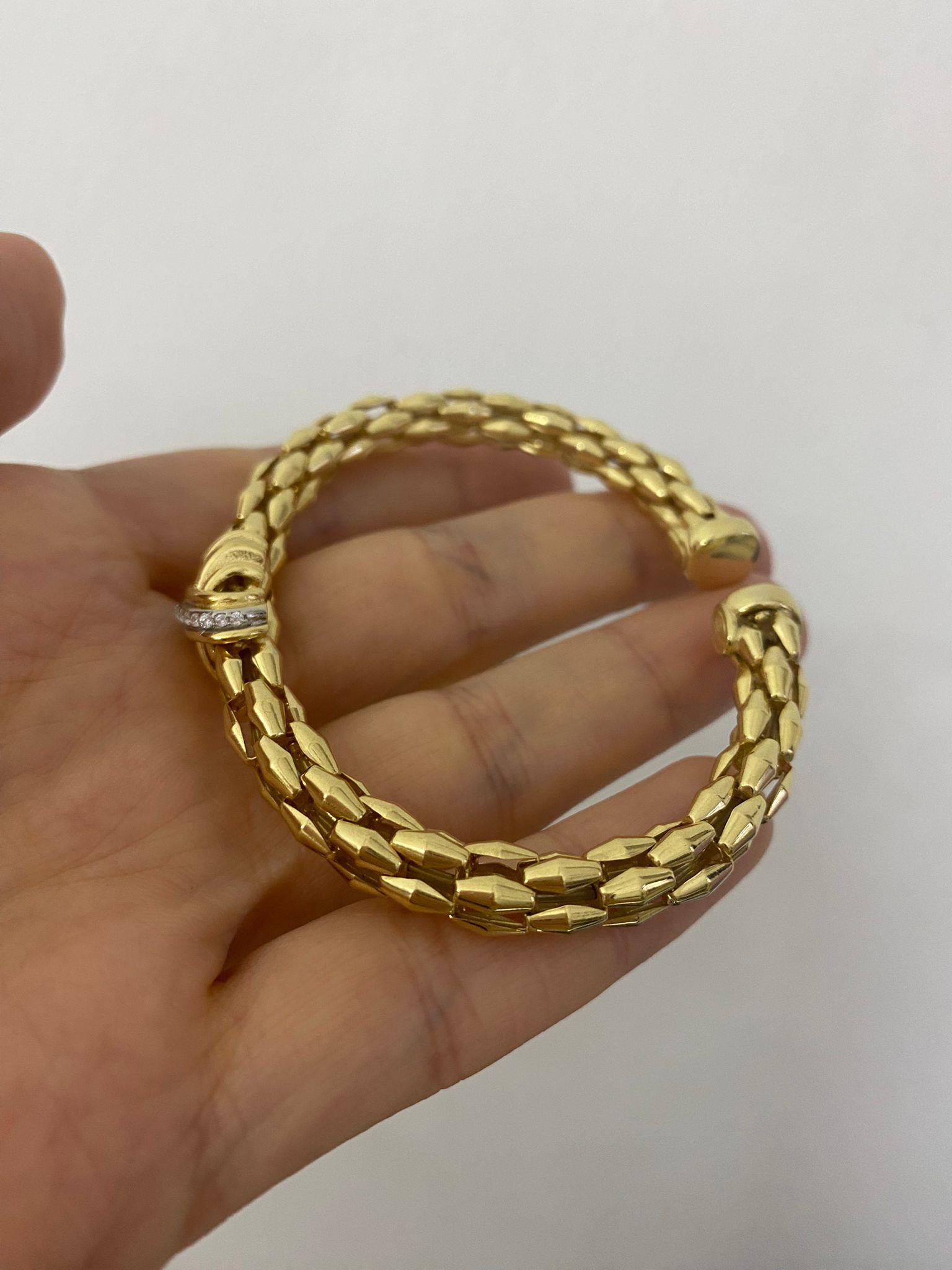 Kadın Gümüş İthal Zirkon Taşlı Tasarım Bileklik