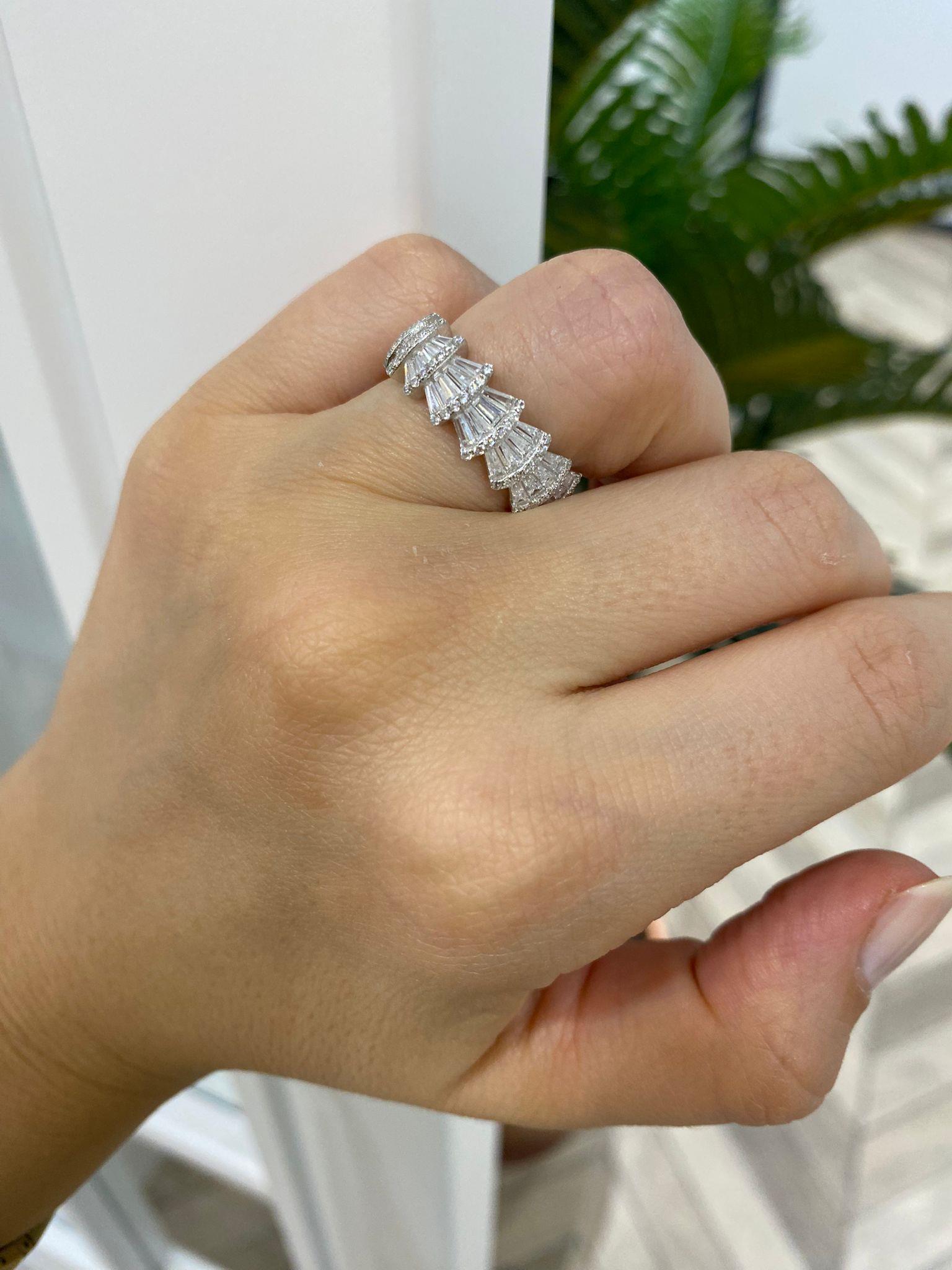 Kadın Gümüş İthal Zirkon Yüzük 