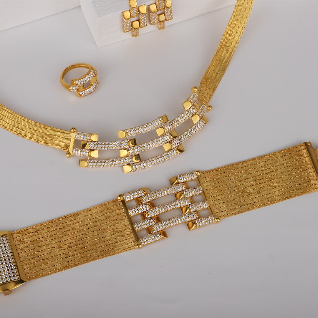 Kadın Gümüş Kaburga Altın Kaplama Modeli Hasır Set