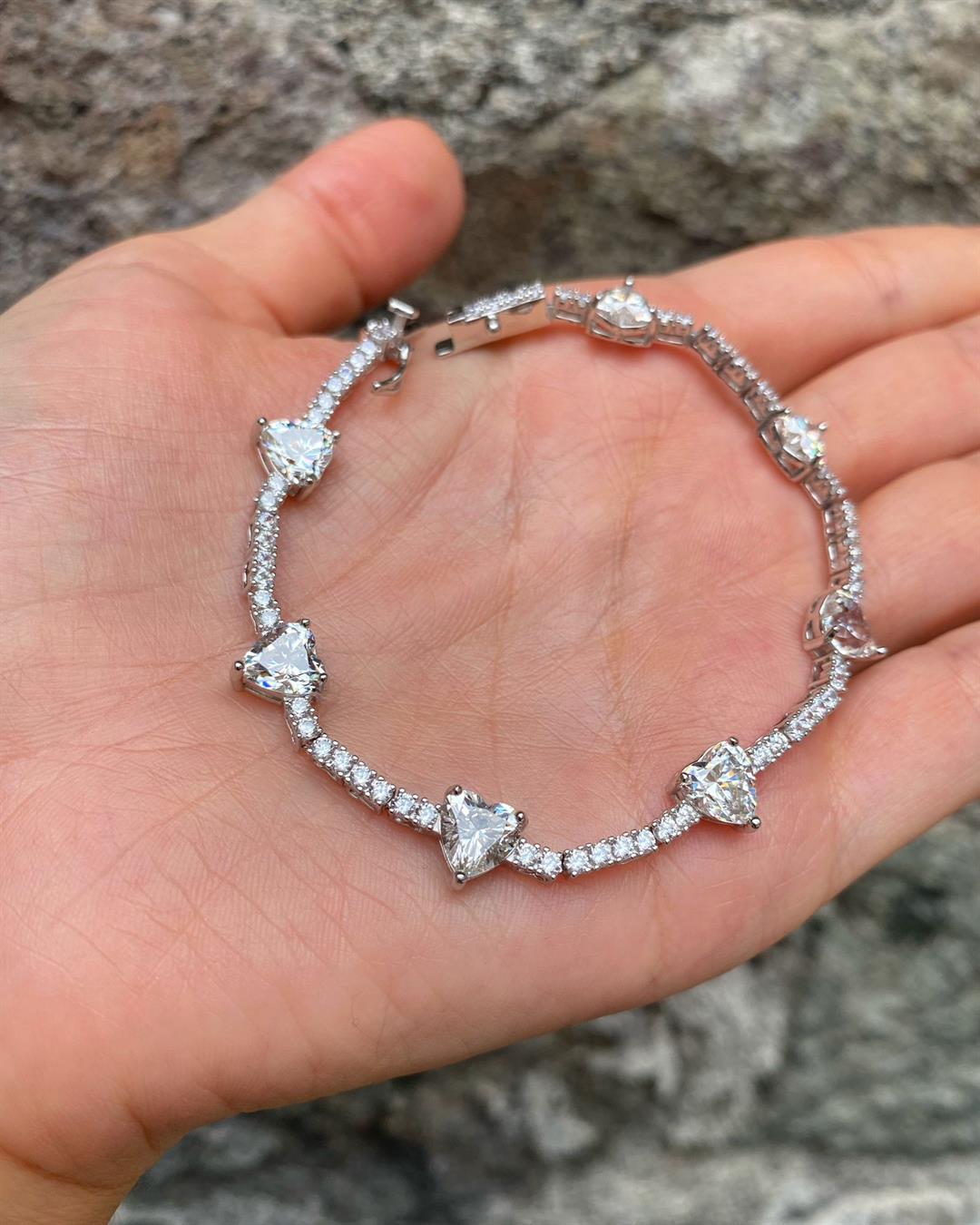 Kadın Gümüş Kalpli Mozanit Bileklik