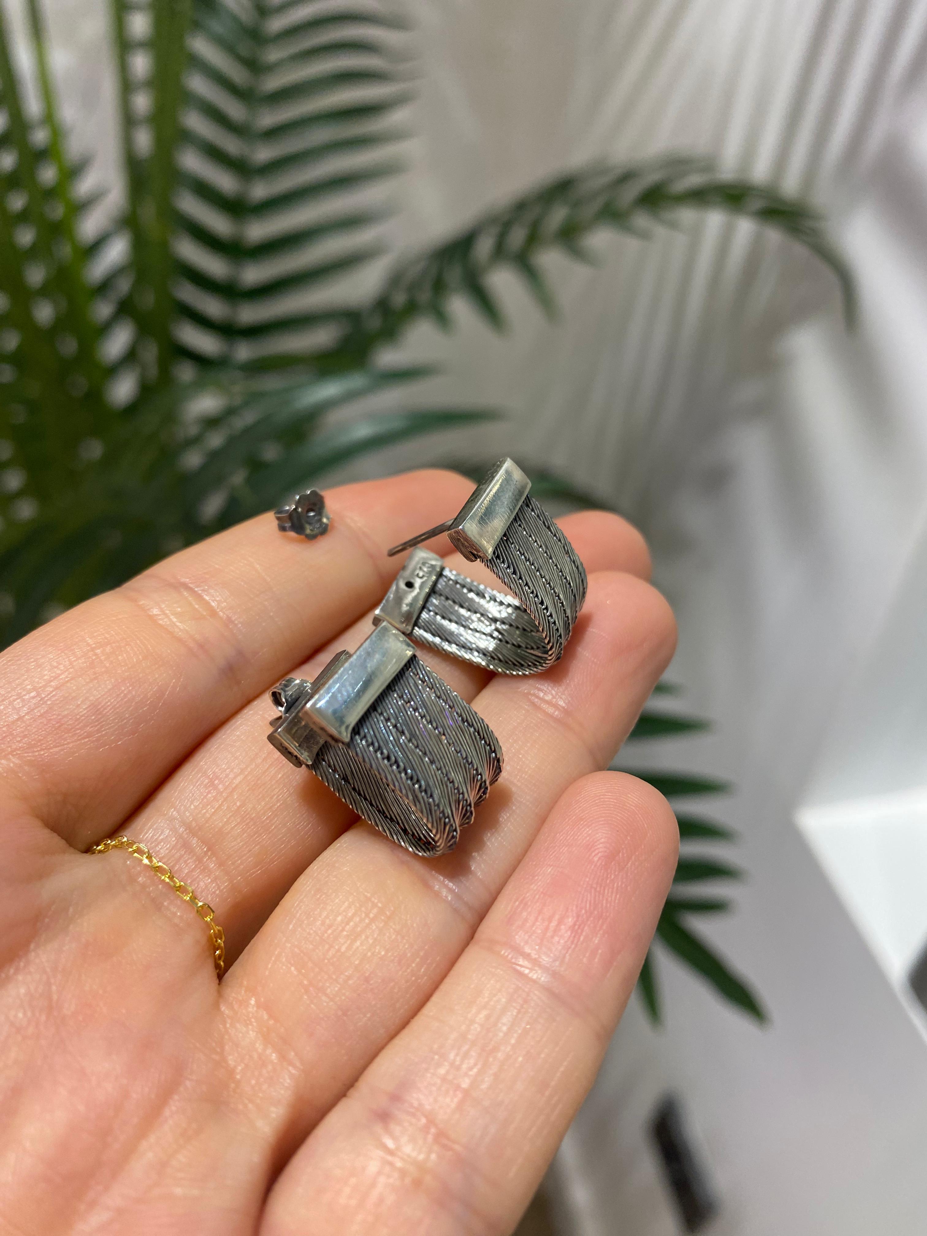 Kadın Gümüş Oksitli Trabzon Hasır Katlamalı Küpe