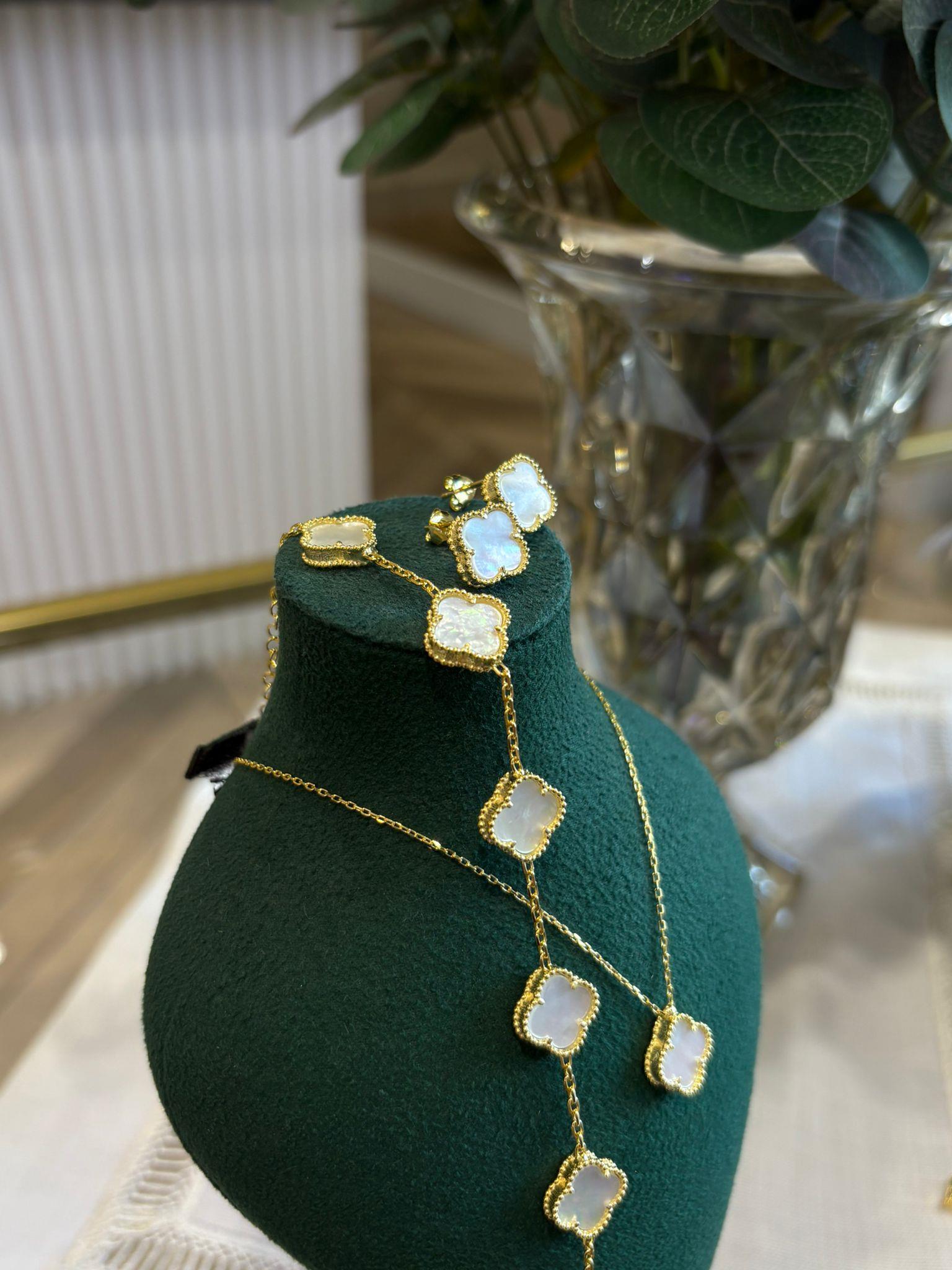 Kadın Gümüş Sedefli Yonca Kolye ve Bileklik Küpe Seti