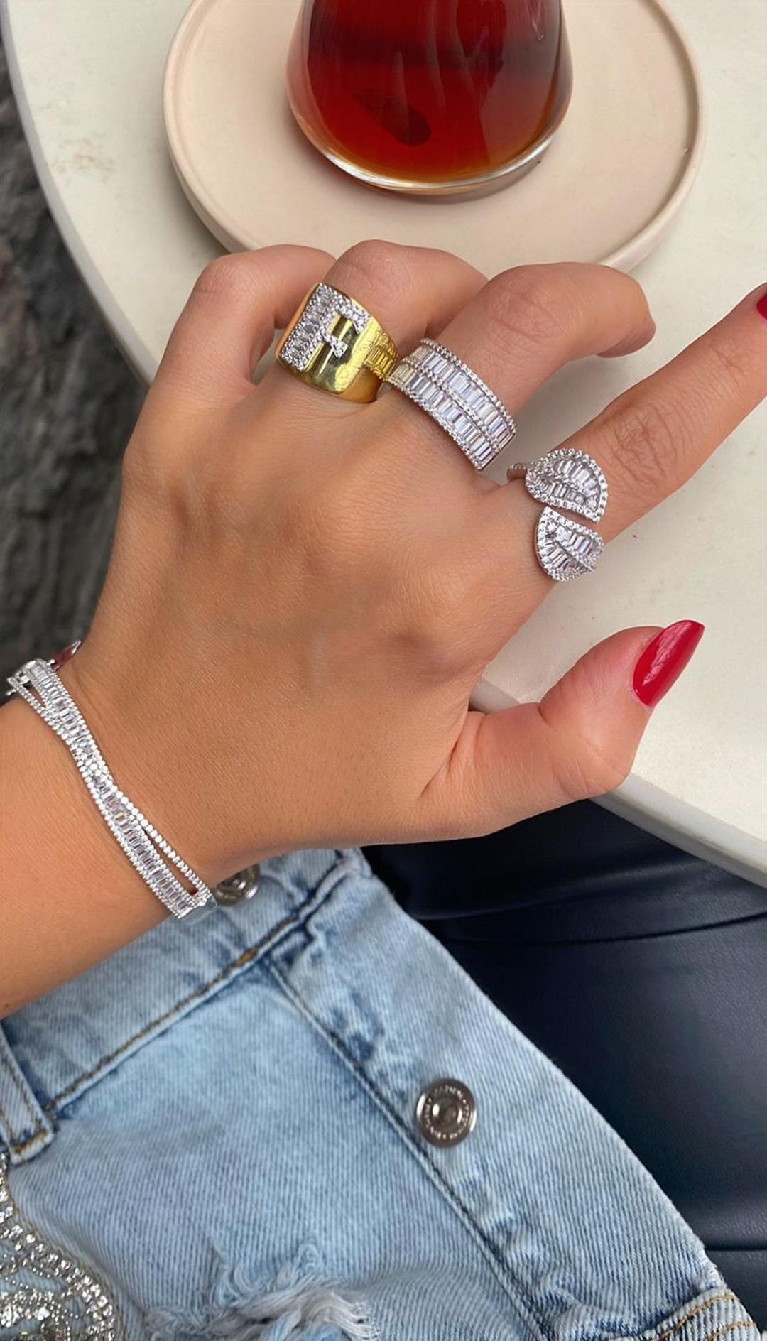 Kadın Gümüş Yaprak Model Baget Taşlı Yüzük 2641