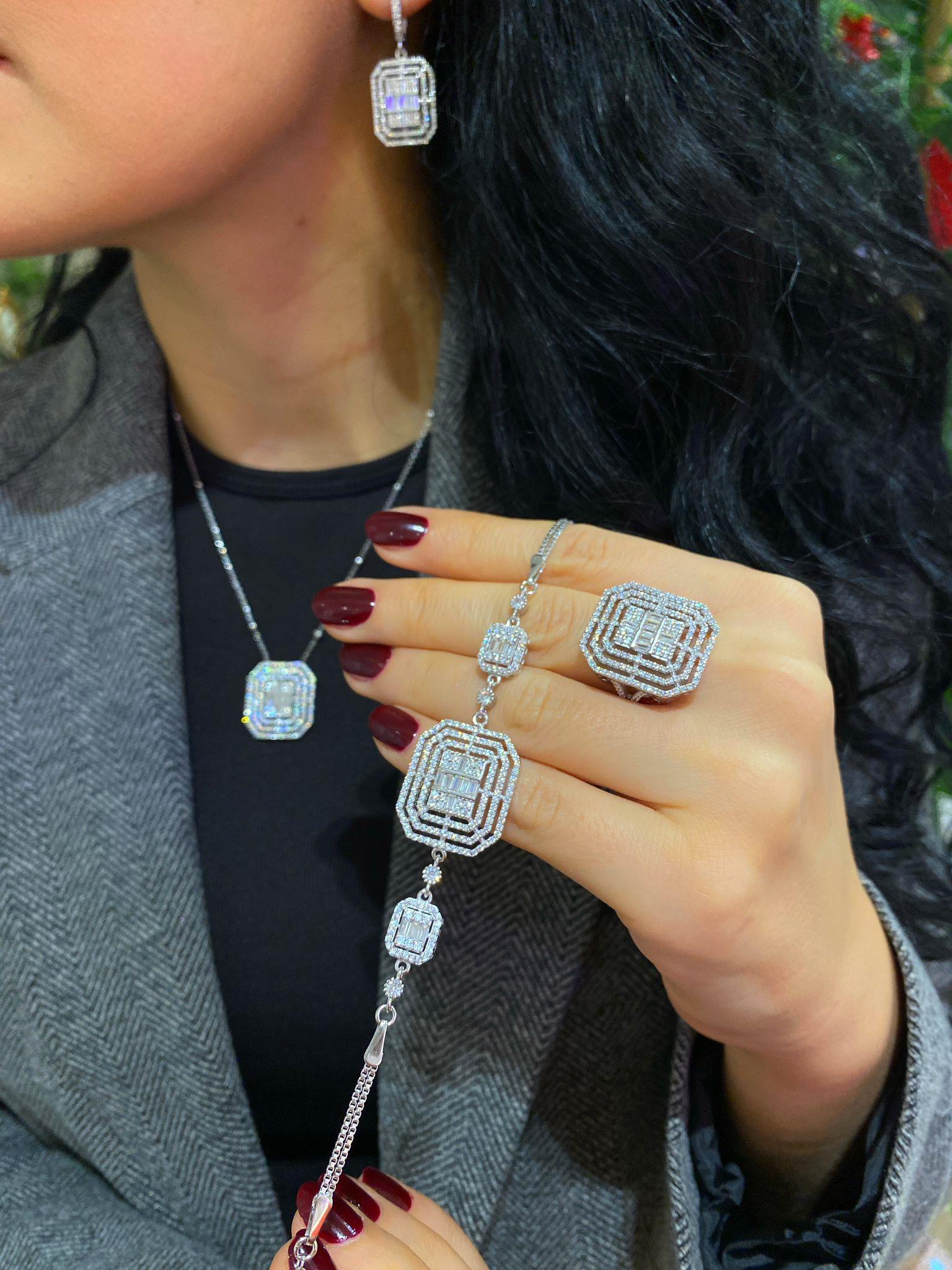 Kadın Gümüş Zirkon Taşlı Baget Set Takımı