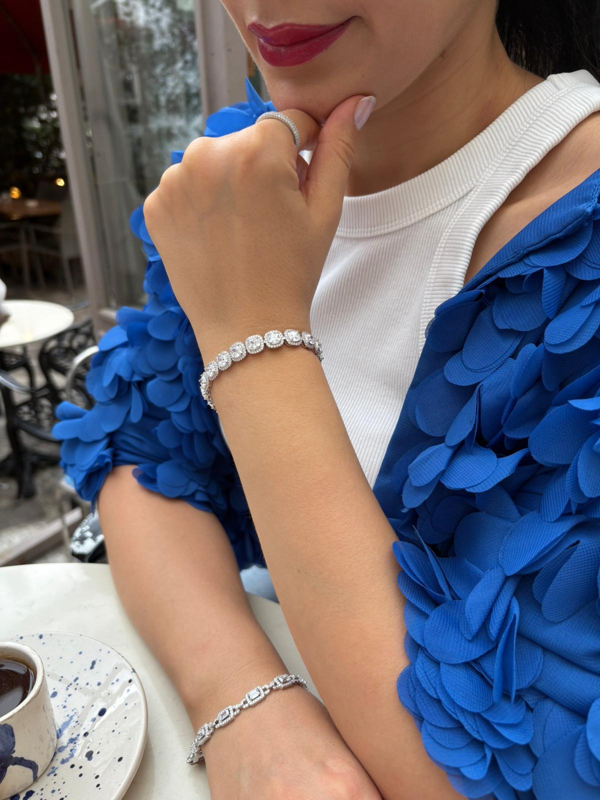 Kadın Gümüş Zirkon Taşlı Bileklik 