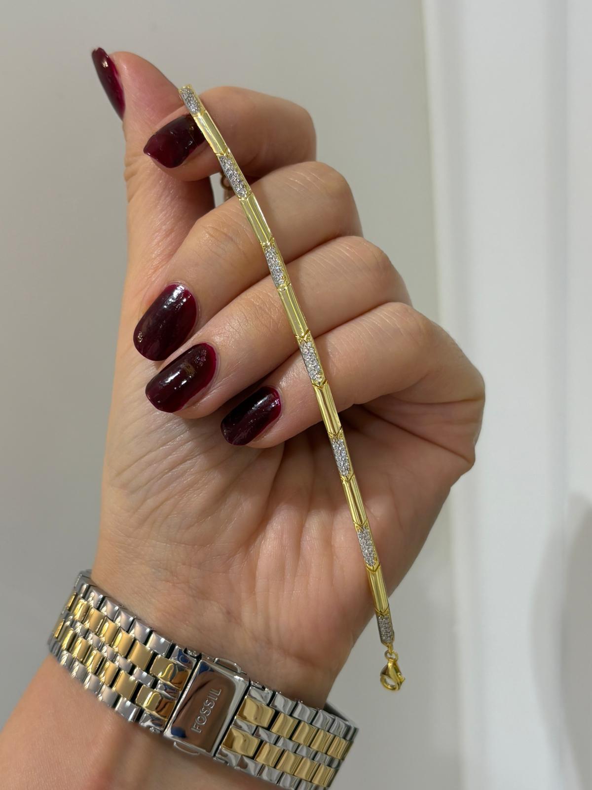 Kadın Gümüş Zirkon Taşlı Tasarım Bileklik 