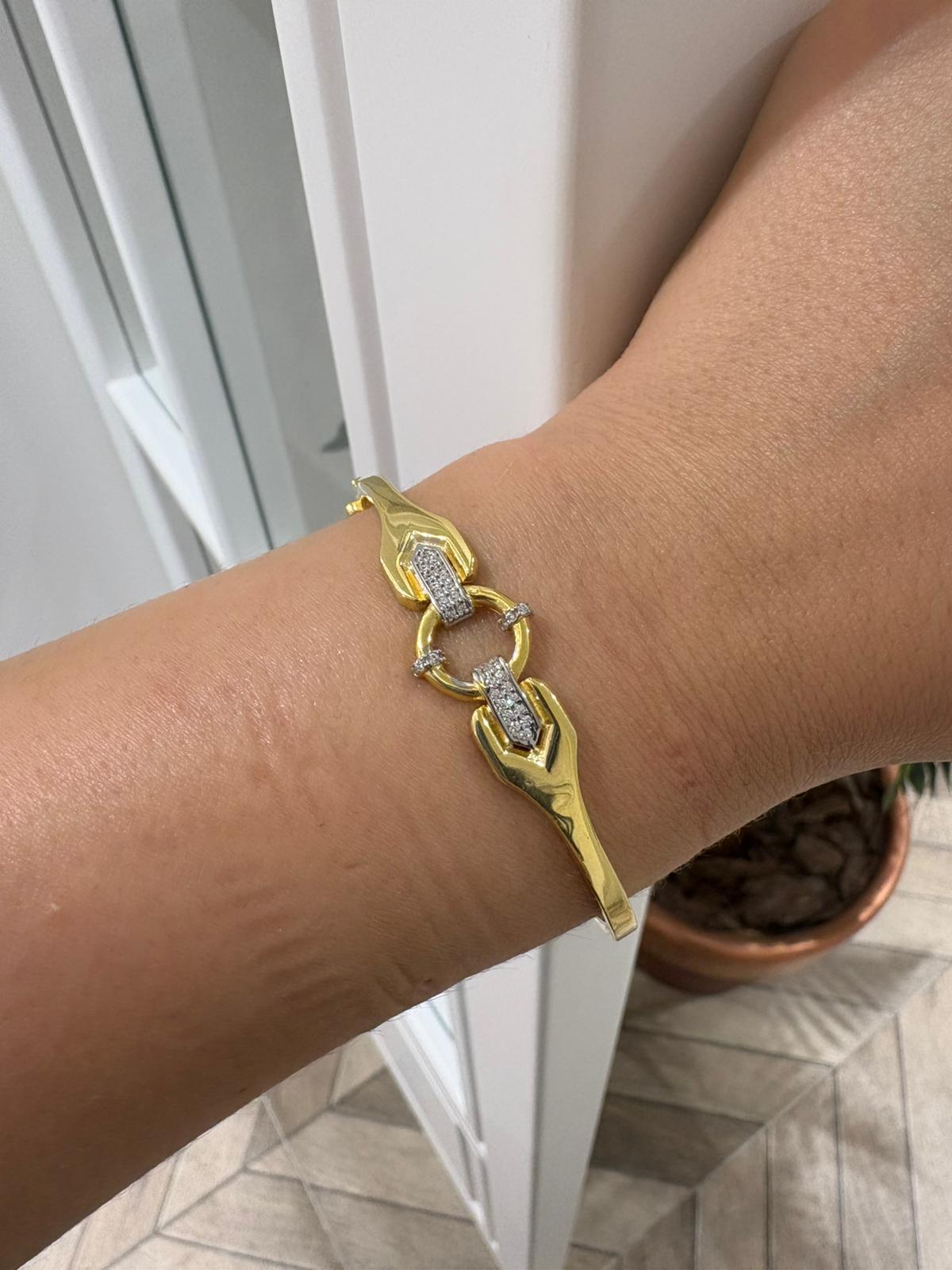 Kadın Gümüş Zirkon Taşlı Tasarım Kelepçe Bileklik