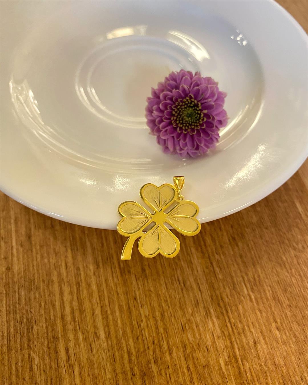 Kadın Yonca Kolye Ucu