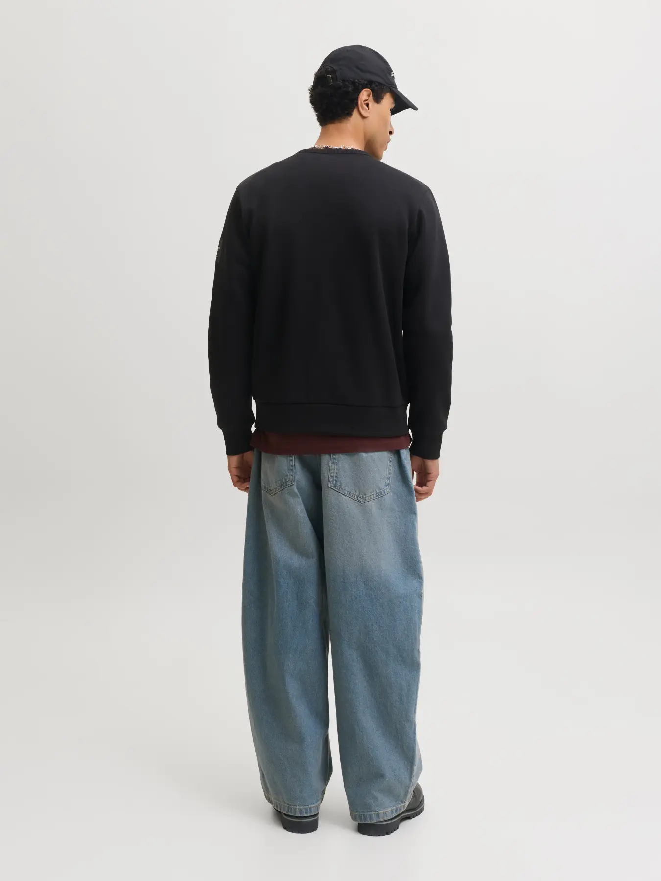 Jack&Jones  Erkek 12298440 Jjcleveland Sweat Crew Neck Ln Sweatshirts Siyah