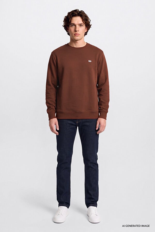 Lee Erkek L82IRY906 Erkek Small Logo Sweatshirt/Lux Brown Standart