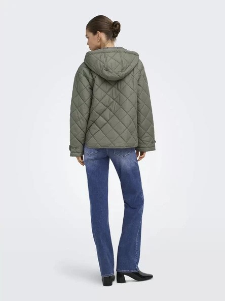 Only Kadın 15366264 Onljulıet Quılted Hood Jacket Otw Olive