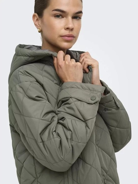 Only Kadın 15366264 Onljulıet Quılted Hood Jacket Otw Olive