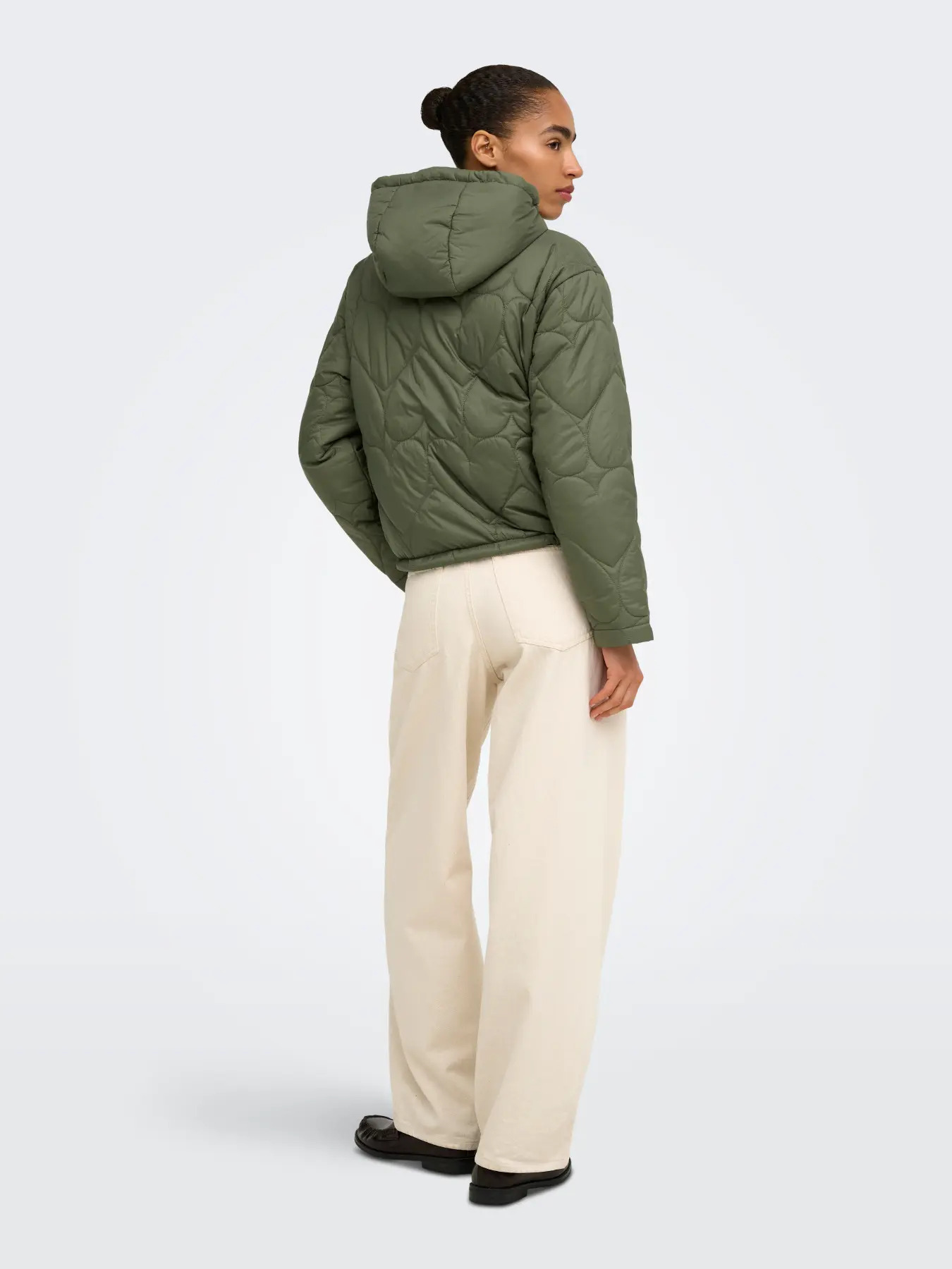 Only Kadın 15373691 Onltahia Lw Heart Hood Jacket Cc Otw Haki