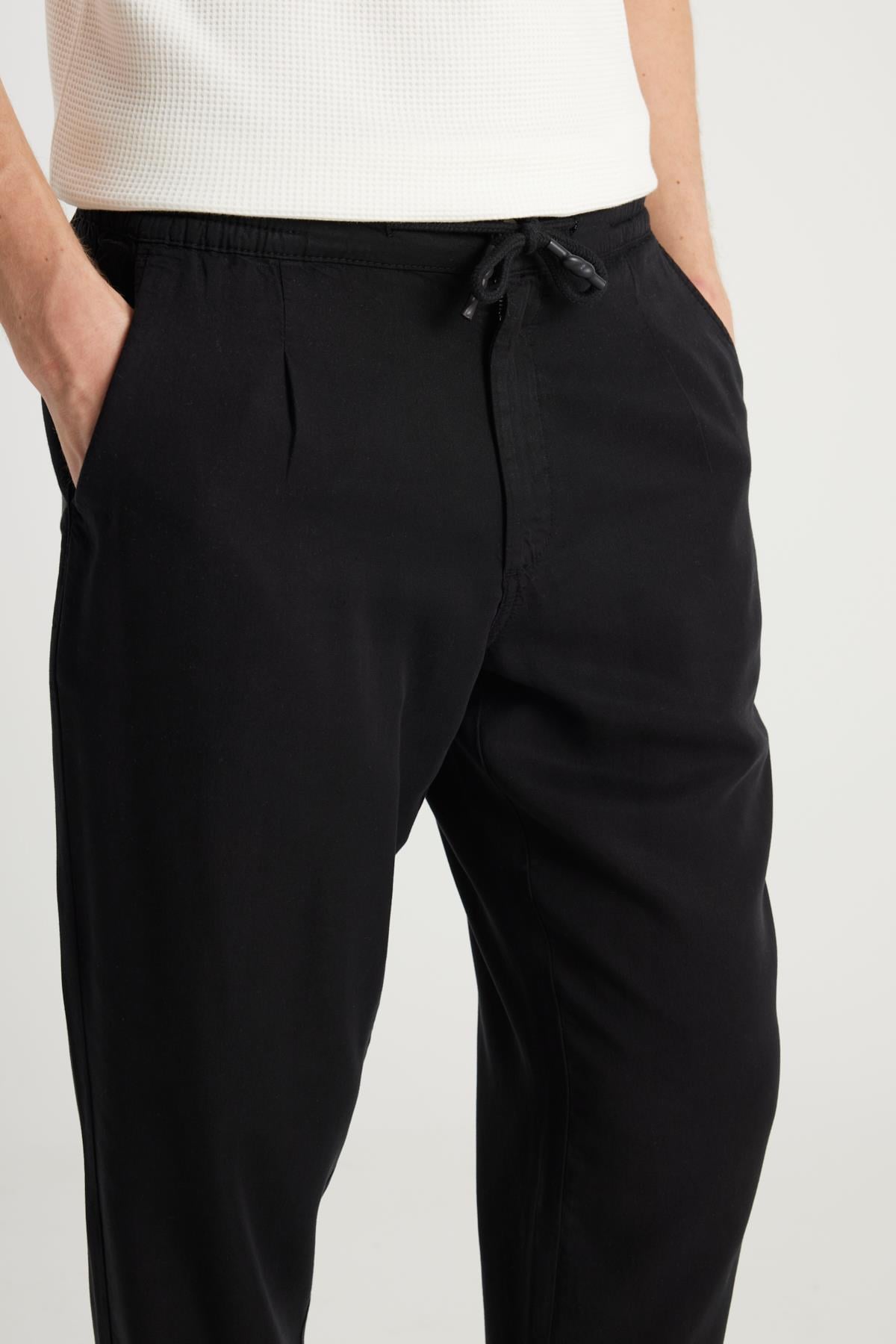 Wrangler Erkek W221266 Tencel Pantolon / Black Standart