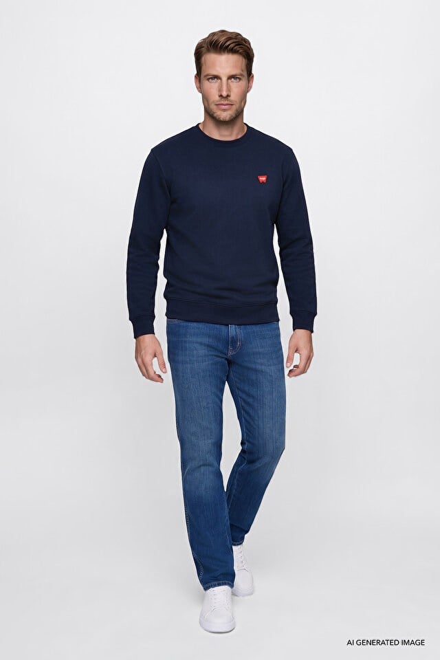 Wrangler Erkek W2520255410 Erkek Patch Logo Sweatshirt	Navy Lacivert