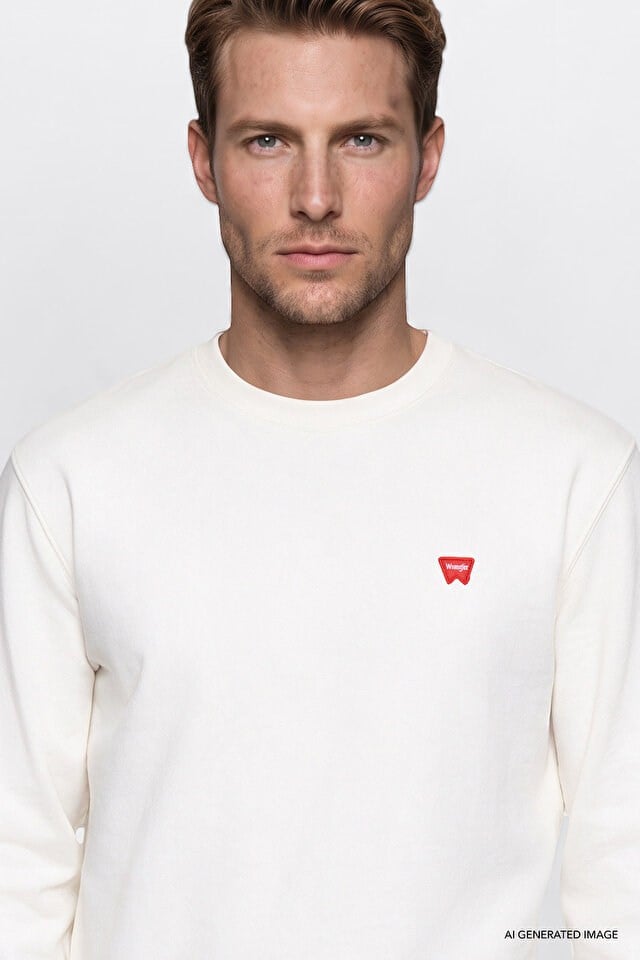 Wrangler Erkek W2520255W02 Erkek Patch Logo Sweatshirt Worn White Beyaz