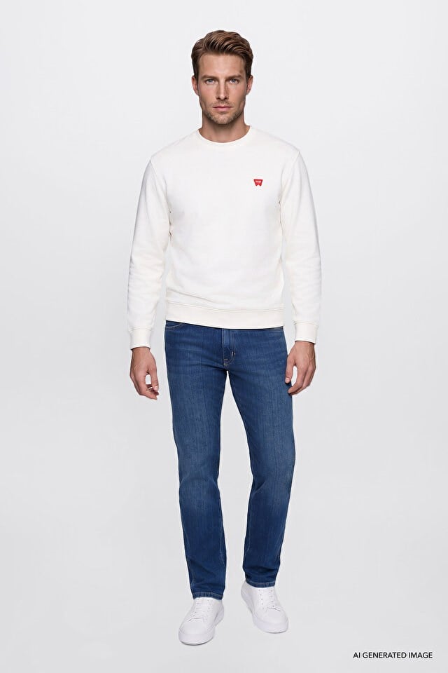 Wrangler Erkek W2520255W02 Erkek Patch Logo Sweatshirt Worn White Beyaz