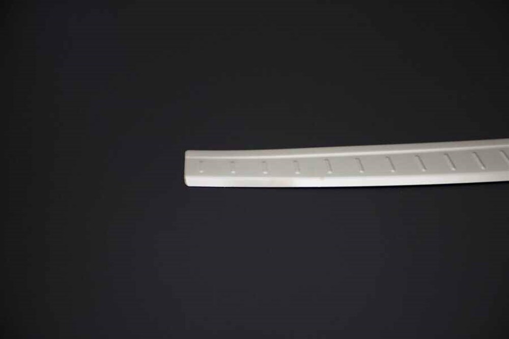 Audi A3 Sportback Krom Arka Tampon Eşiği Taşlı 2012-2019 Arası