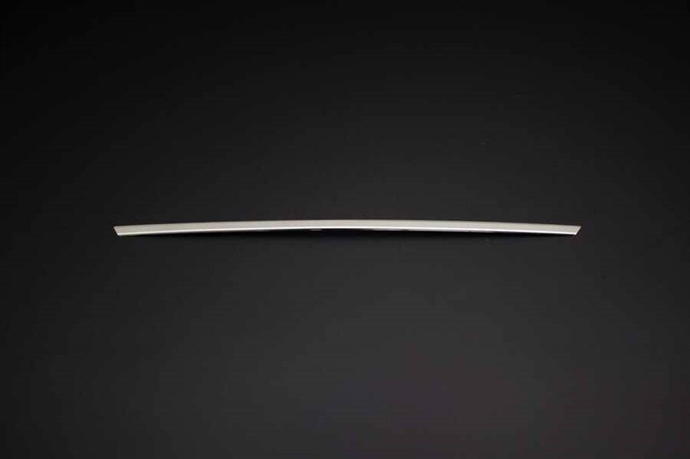 Audi A4 B9 Krom Bagaj Çıtası 2016 ve Sonrası