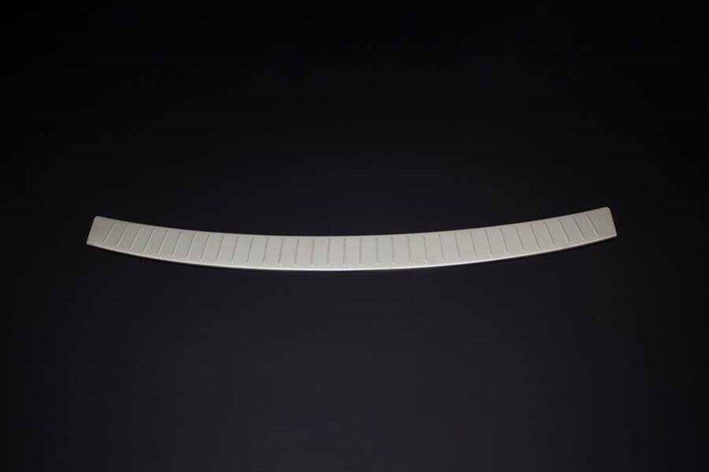 Bmw 1 Serisi E87 HB Krom Arka Tampon Eşiği Taşlı 2004-2011 Arası