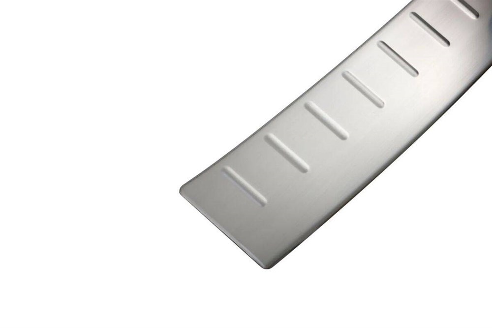 BMW 3 Serisi E91 Krom Arka Tampon Eşiği Taşlı 2008-2012 Arası