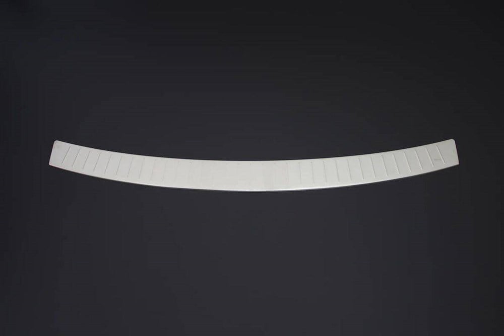 BMW X5 E70 Krom Arka Tampon Eşiği Taşlı 2006-2013 Arası