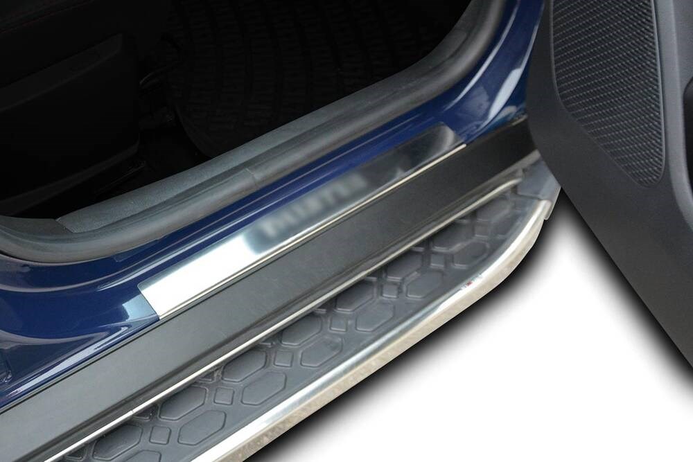 Dacia Duster Krom Kapı Eşiği 4 Parça 2010-2017 Arası