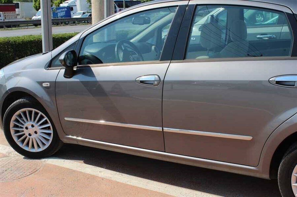 Fiat Linea Krom Yan Kapı Çıtası 4 Parça 2012 ve Sonrası