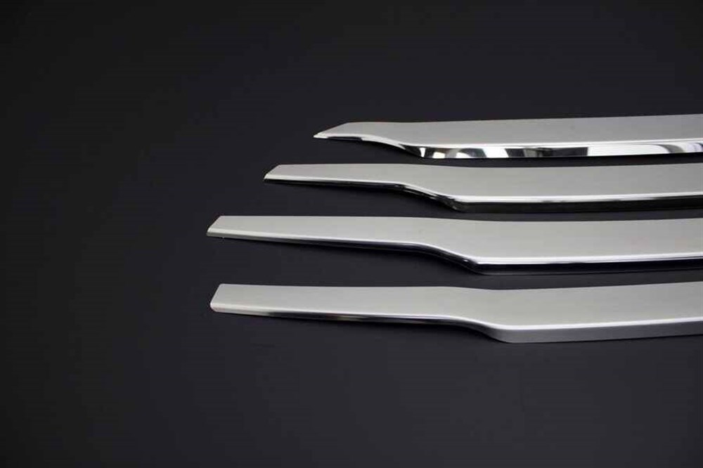 Ford Courier Krom Ön Panjur 4 Parça 2014-2017 Arası
