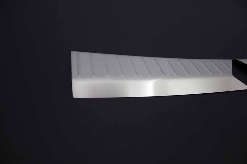 Ford Kuga 2 Krom Bagaj Eşiği 2 Parça Taşlı 2012-2016 Arası