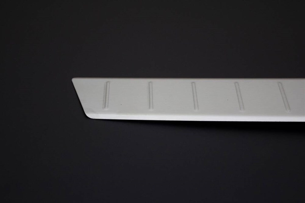 Hyundai i10 Krom Arka Tampon Eşiği Taşlı 2020 ve Sonrası