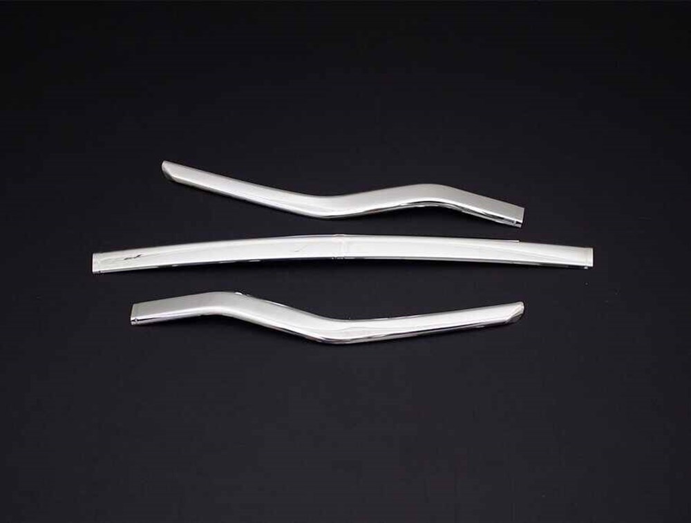 Hyundai i20 Krom Arka Tampon Çıtası 3 Parça 2018-2020 Arası