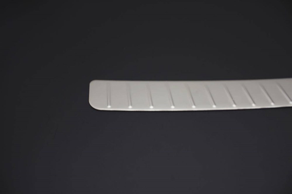 Hyundai Santa Fe Krom Arka Tampon Eşiği Taşlı 2008-2012 Arası