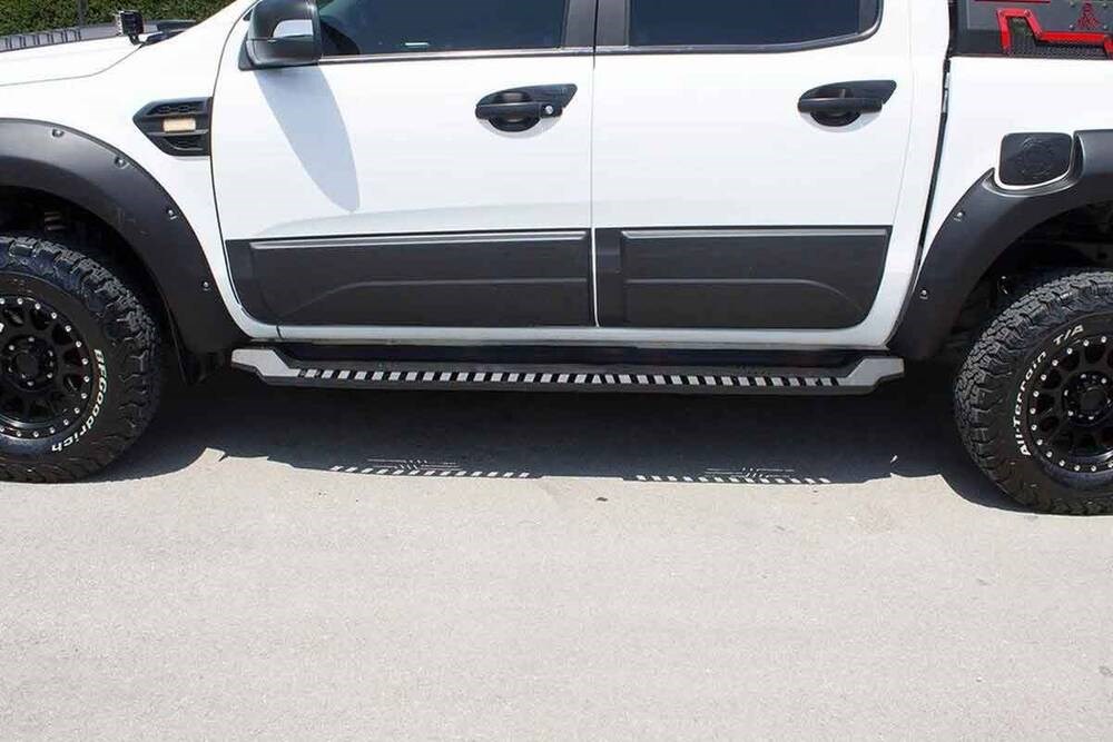 Mitsubishi L200 Dakar Yan Basamak Siyah V1 Işıksız 2006-2015 Arası