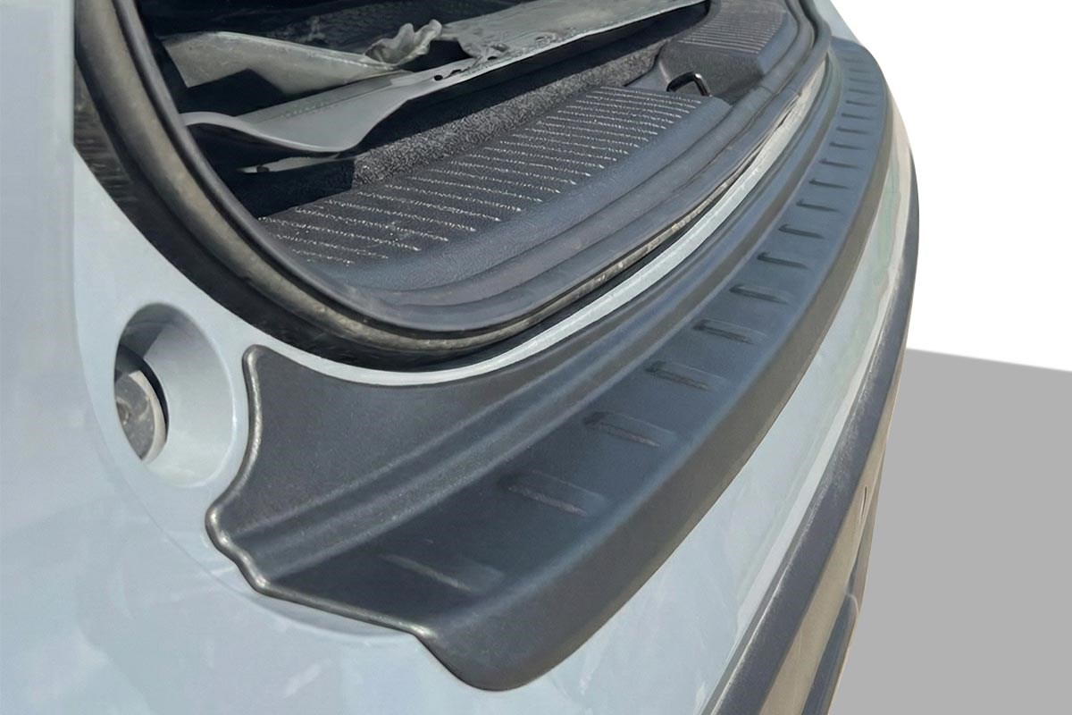 Nissan Qashqai Arka Tampon Eşiği Plastik 2021 ve Sonrası
