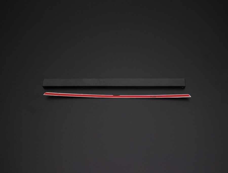 OMSA BMW X1 Krom Bagaj Çıtası Plaka Üstü 2015-2022 Arası