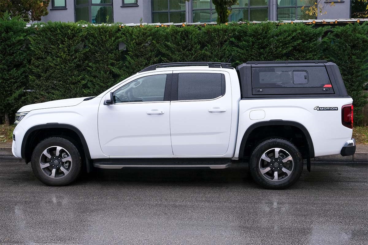 OMSA Toyota Hilux Omcap Camlı Kabin Paslanmaz Çelik Sürgülü Yan Camlar 2015 ve Sonrası