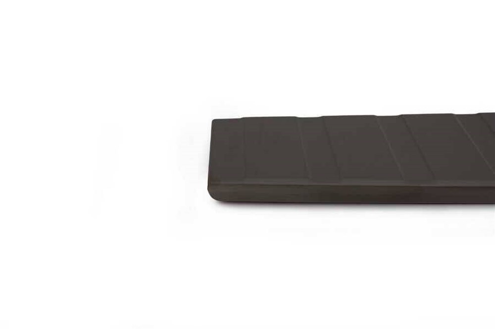 Opel Vivaro 3 Siyah Krom Arka Tampon Eşiği 2014-2019 Arası