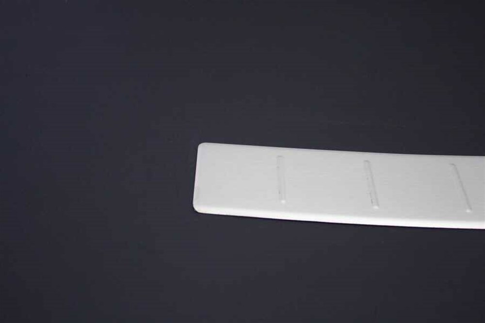 Peugeot 3008 Krom Arka Tampon Eşiği Taşlı 2016 ve Sonrası