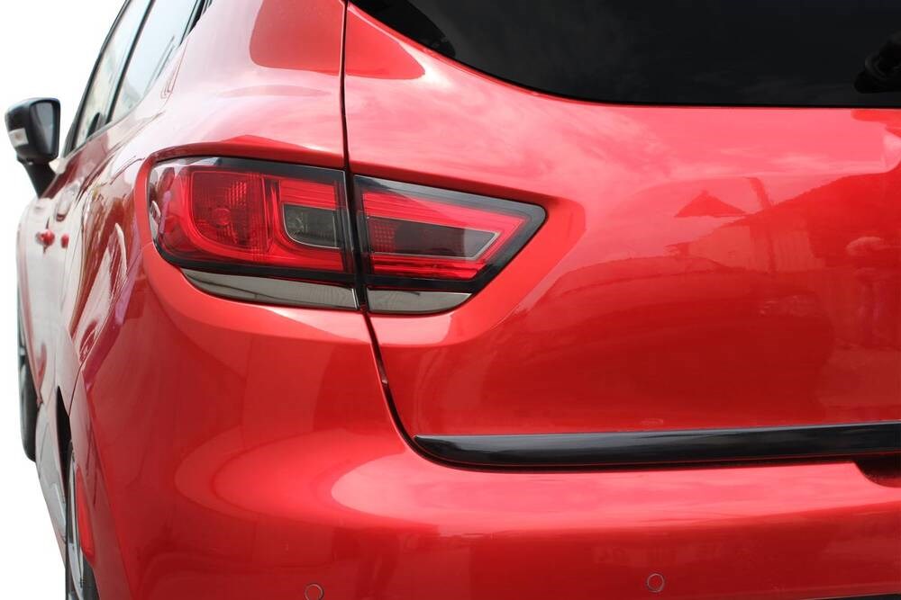 Renault Clio 4 Siyah Krom Stop Alt Çıtası 4 Parça 2012 ve Sonrası