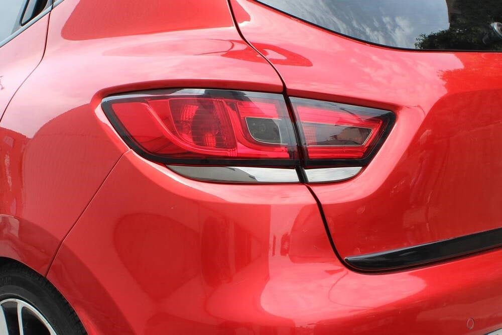 Renault Clio 4 Siyah Krom Stop Alt Çıtası 4 Parça 2012 ve Sonrası