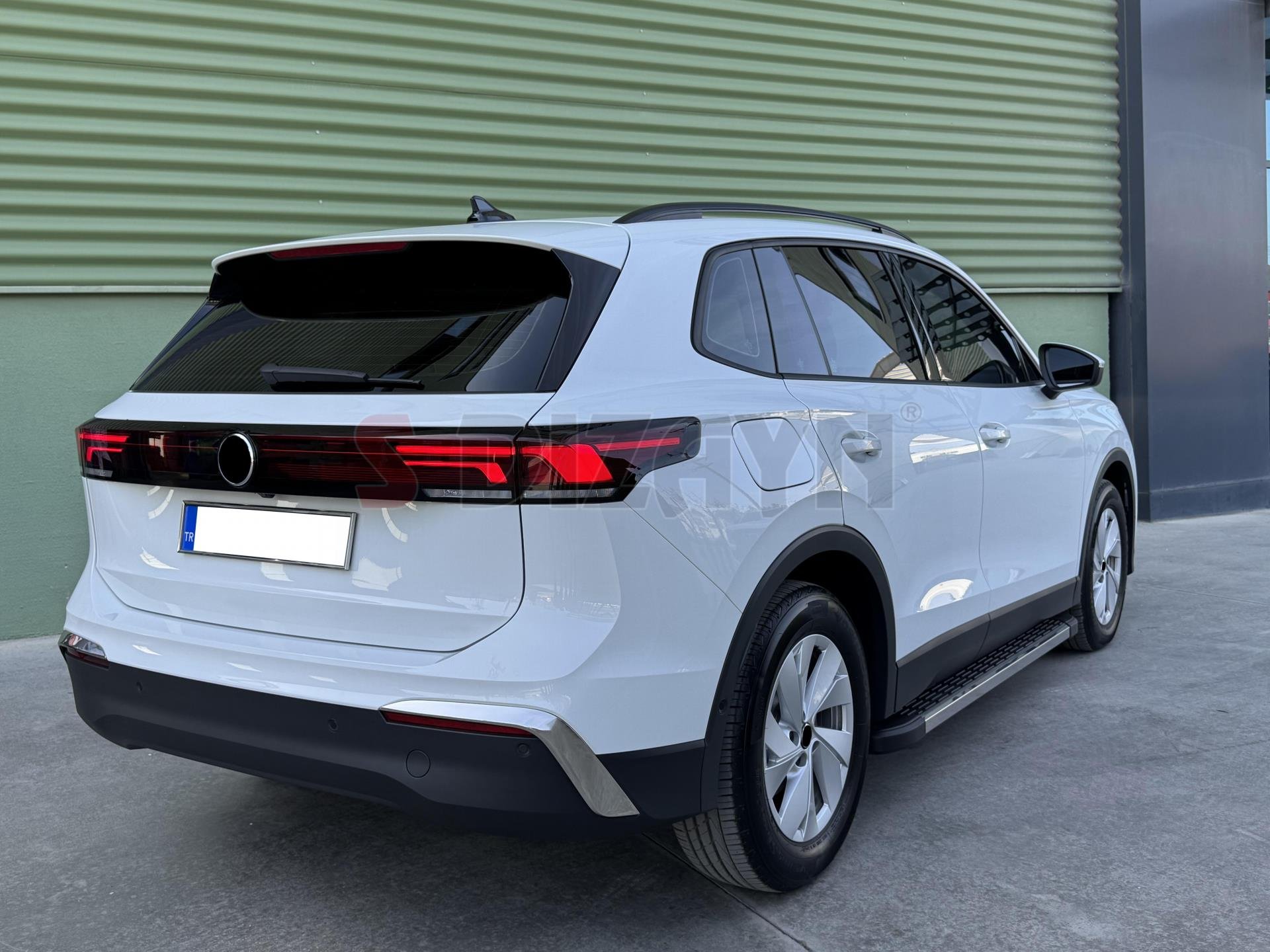 S-Dizayn VW Tiguan Krom Arka Tampon Difüzör Çıtası OEM Still 2 Prç. 2024 Üzeri A+ Kalite