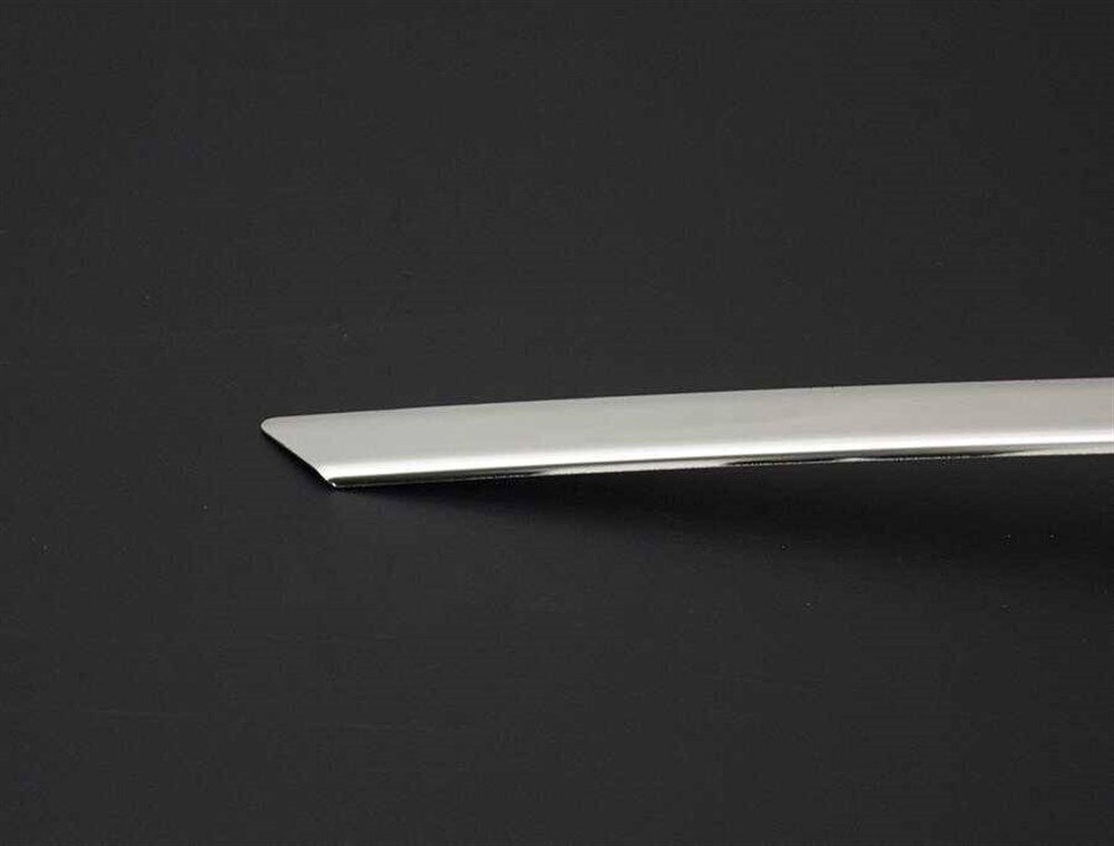 Skoda Superb B8 Krom Plaka Üstü Çıta 2015 ve Sonrası