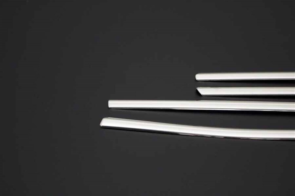 Toyota Hilux Krom Cam Çıtası 4 Parça 2015 ve Sonrası