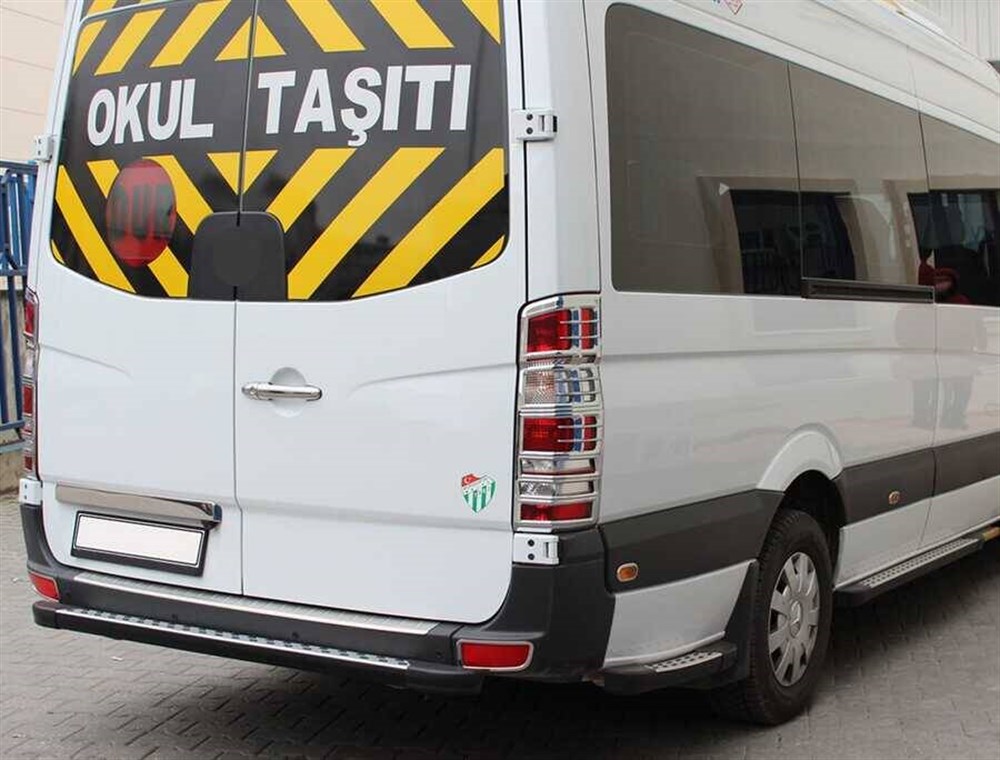 VW Crafter Krom Arka Reflektör Çerçevesi 2 Parça 2006-2017 Arası