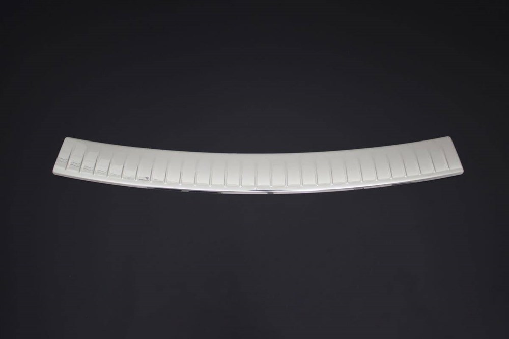 VW Golf 6 Krom Arka Tampon Eşiği 2010-2013 Arası